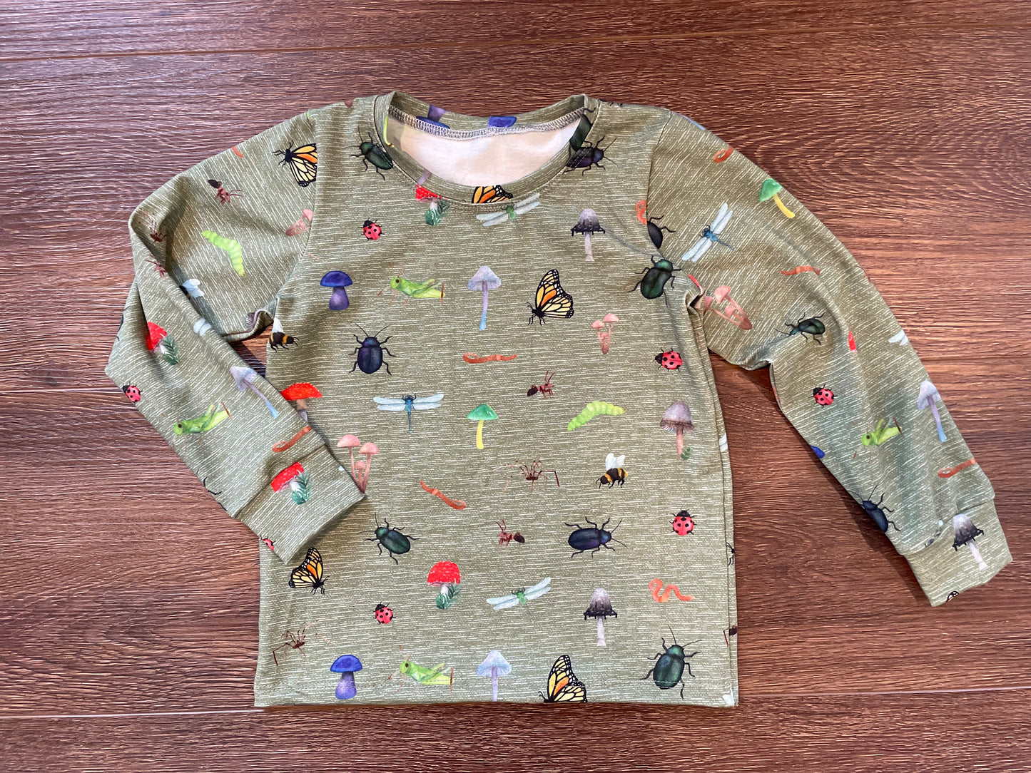 5T Essential Tee